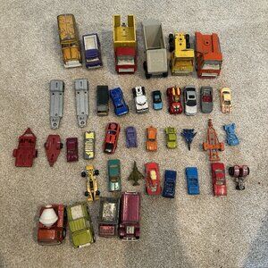 Lot Of 39 Vintage Toy Cars 70s-90s Plastic Metal Matchbox Tootsie Toys Tonka
